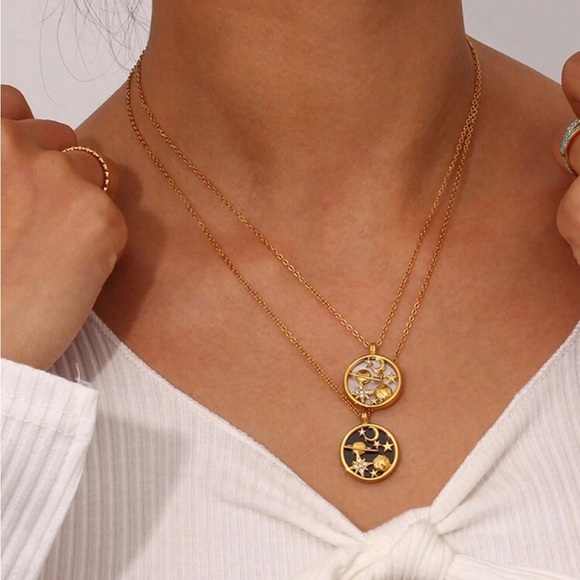 Gorgeous Black Onyx Cosmic Design Medallion Pendant Dainty Chain In Gold - Picture 7 of 9